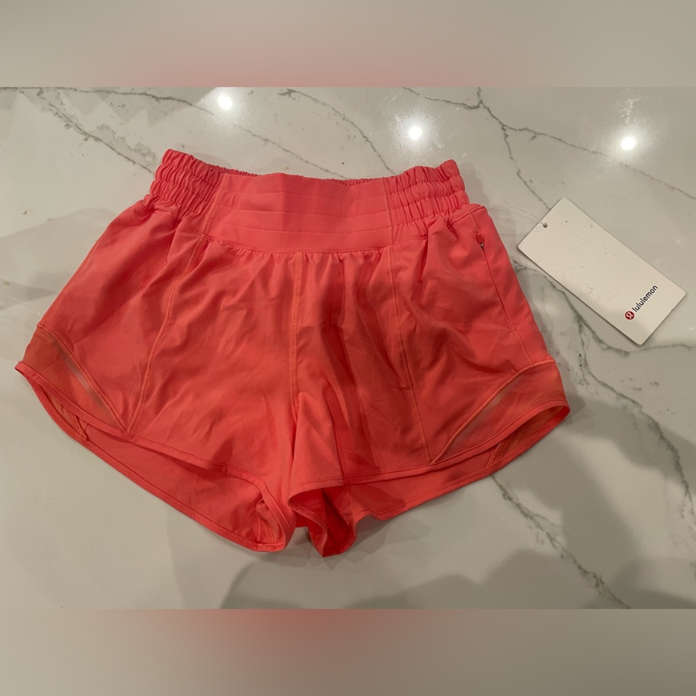 BRAND NEW Coral Kiss Hotty Hot HR Short 2.5" *Lined